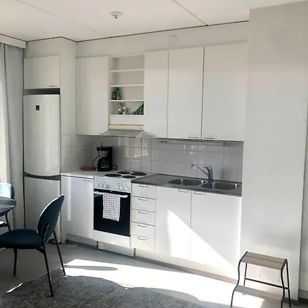 Top Floor One Bedroom With Balcony Apartament